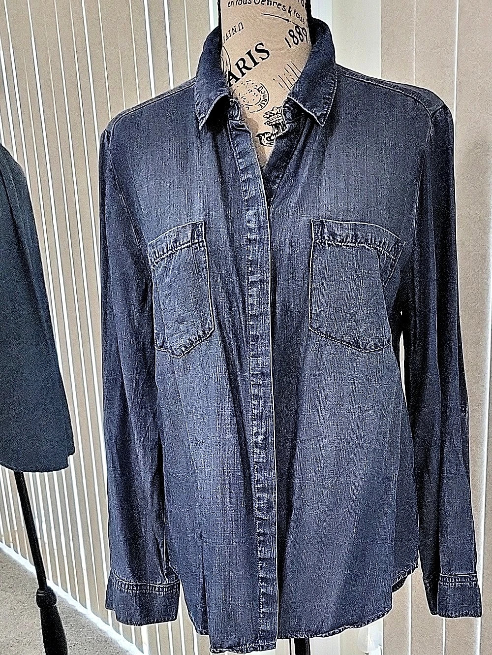 Chico's Tencel Denim Shirt Blue Size 1